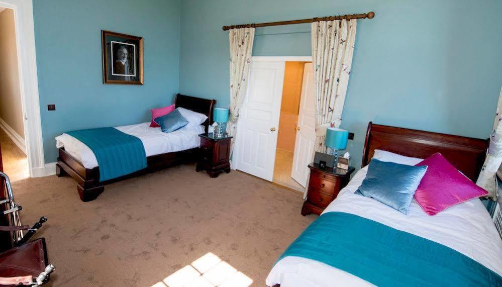 Port Lympne Hotel&Reserve Buitenkant foto